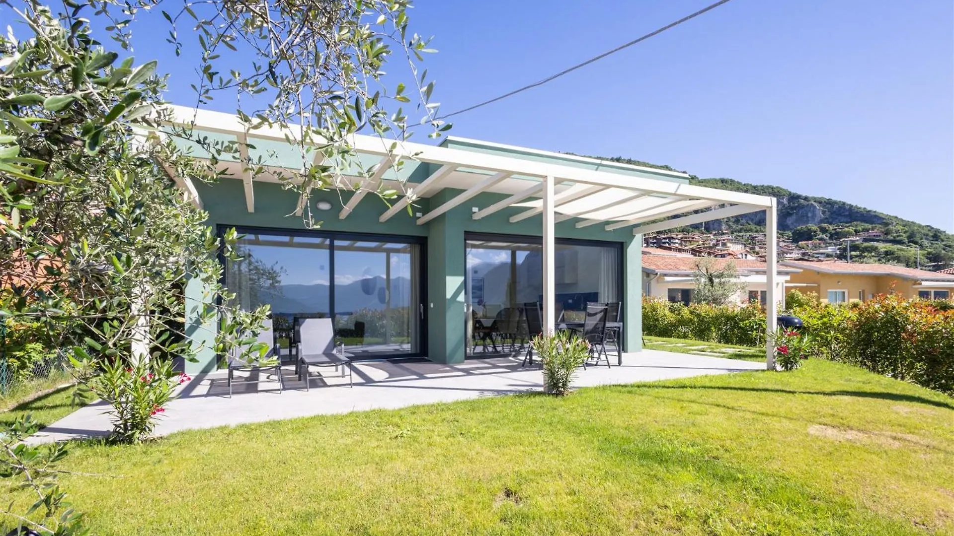 Iseolakerental - Villa Paradiseo Riva di Solto Holiday home