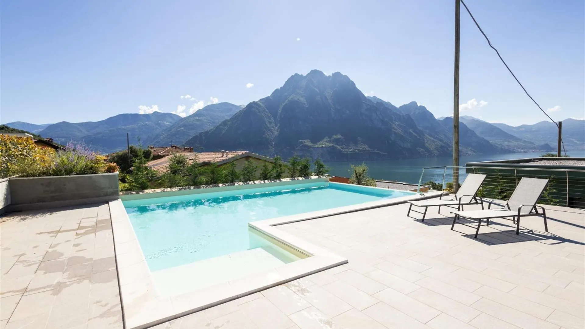 Iseolakerental - Villa Paradiseo Riva di Solto Italy