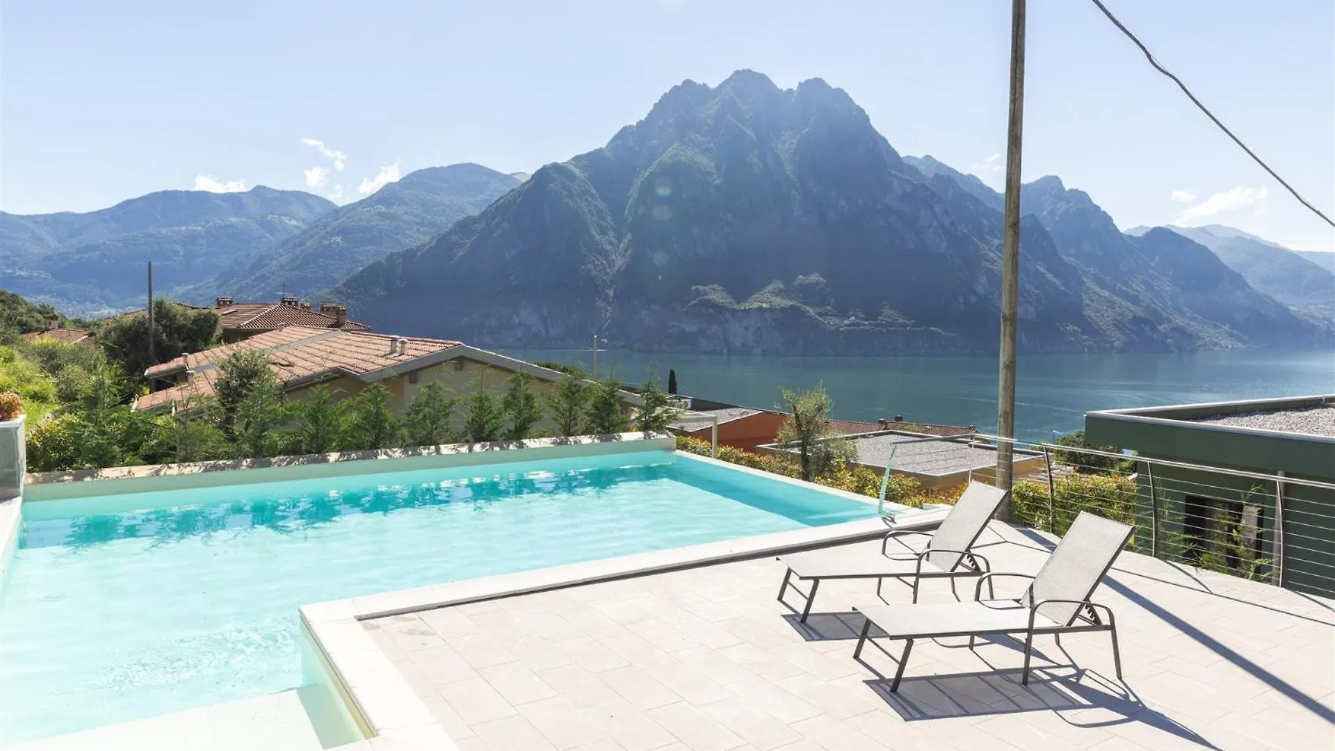Holiday home Iseolakerental - Villa Paradiseo Riva di Solto Italy